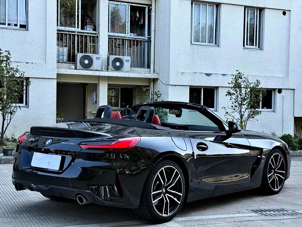 BMW Z4 2019 — фото 9