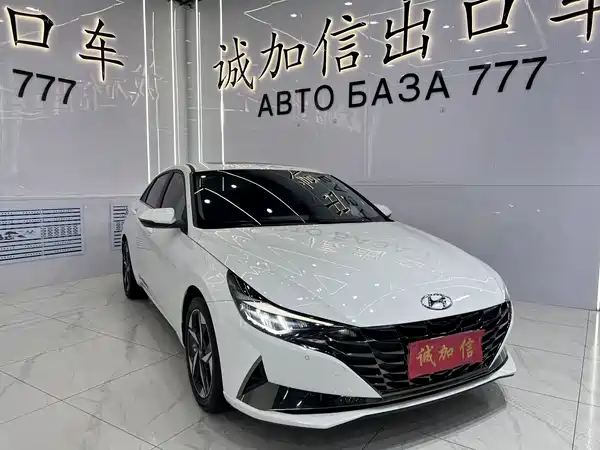 Hyundai Elantra 2023