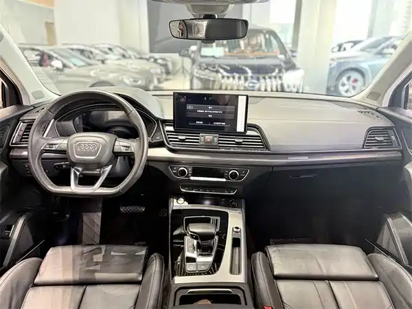Audi Q5L 2022