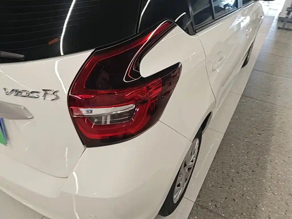 Toyota Vios FS 2023 — фото 8