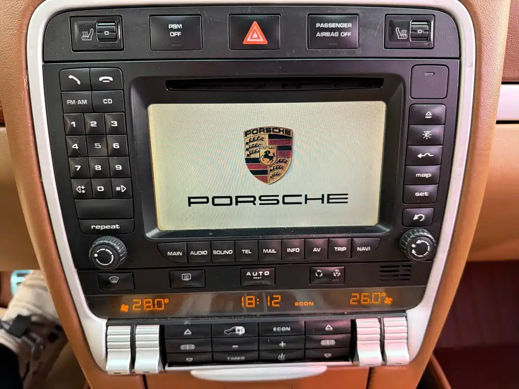 Porsche Cayenne 2005 — фото 23
