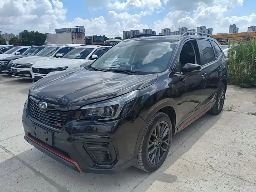 Subaru Forester 2020 — фото 2