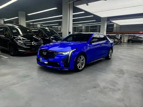 Cadillac CT4 2021