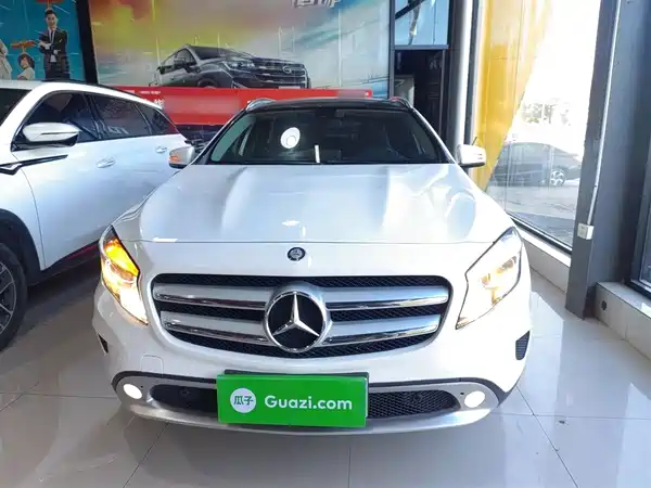 Mercedes-Benz GLA 2016
