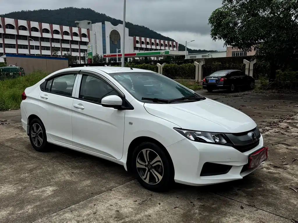 Honda City 2016 — фото 3