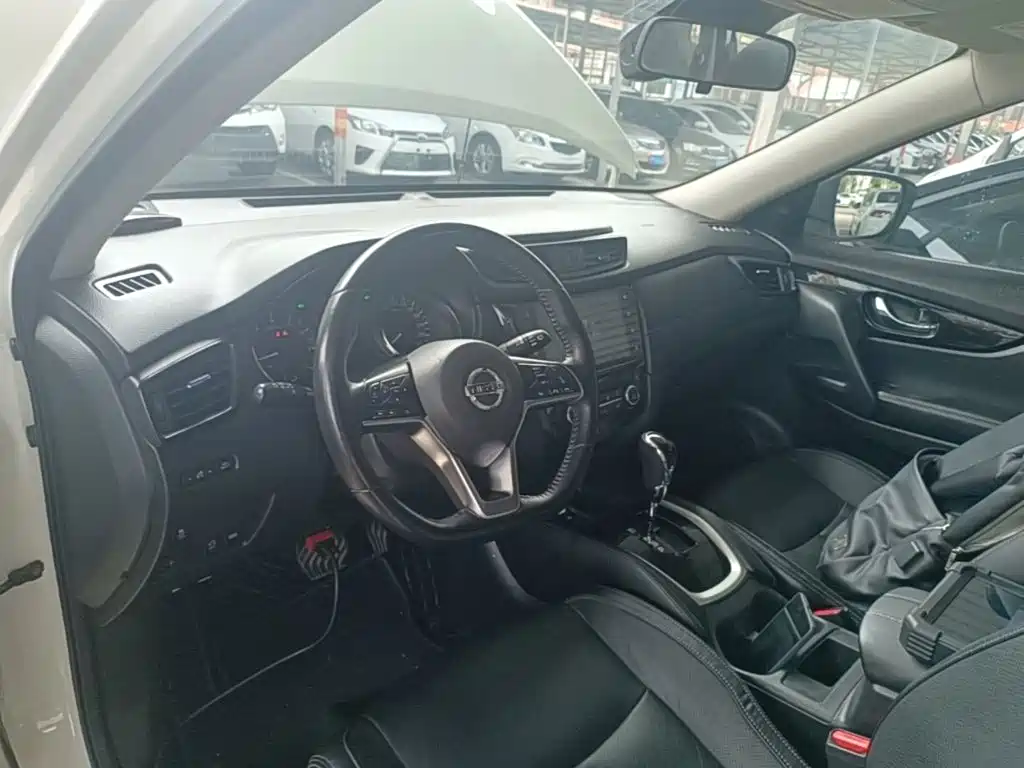 Nissan X-Trail 2019 — фото 10