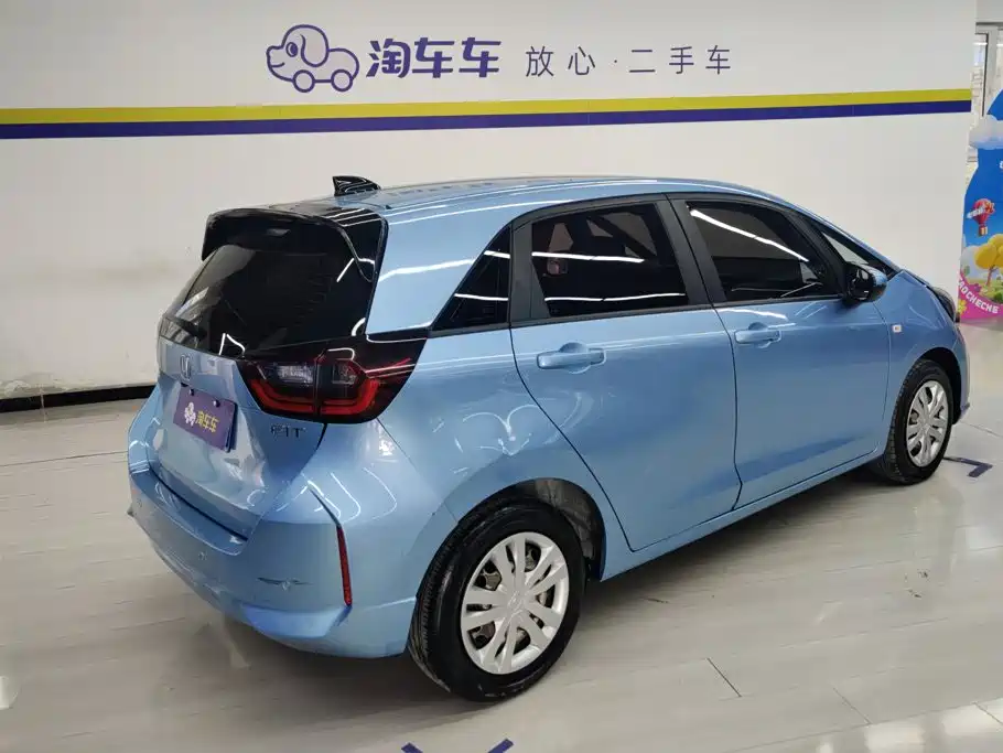 Honda Fit 2023 — фото 3