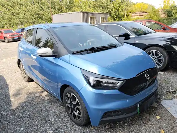 JMC Yizhi EV3 2021