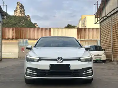 Volkswagen Golf 2023