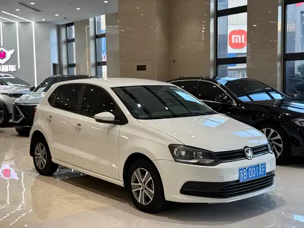 Volkswagen Polo 2016