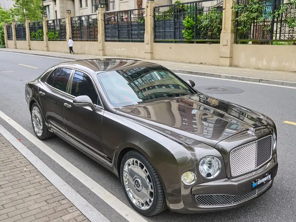 Bentley Mulsanne 2013 — фото 10