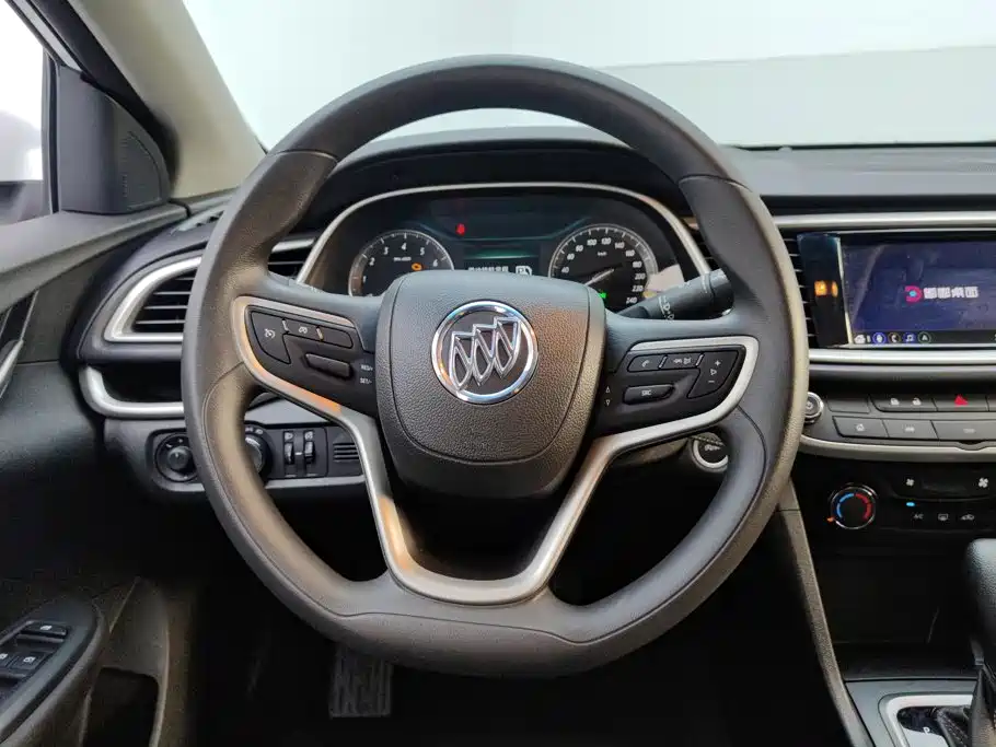 Buick Excelle GT 2022 — фото 15