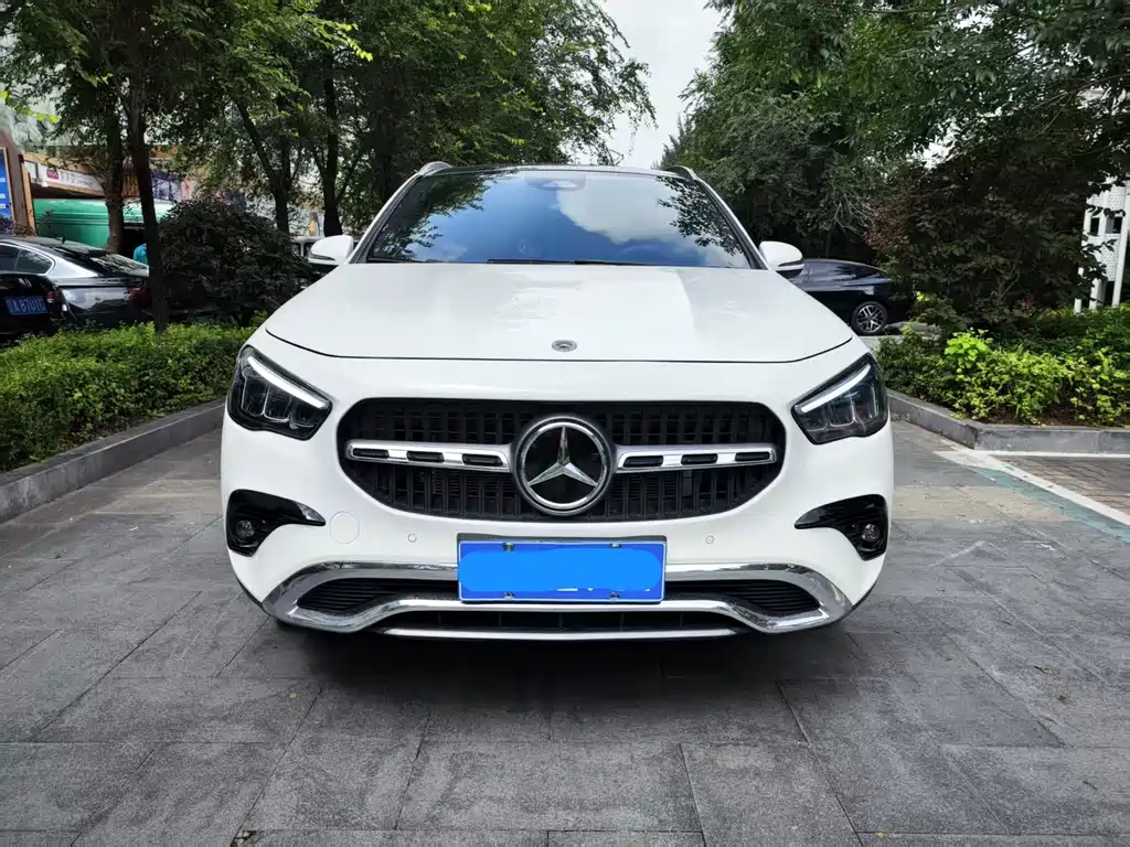 Mercedes-Benz GLA 2025 — фото 2