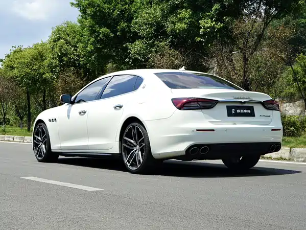 Maserati Quattroporte 2021