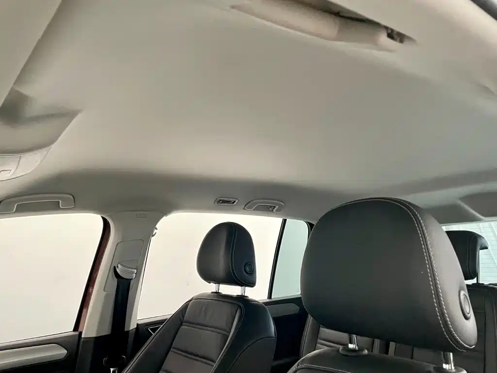 Volkswagen Touran 2016 — фото 15