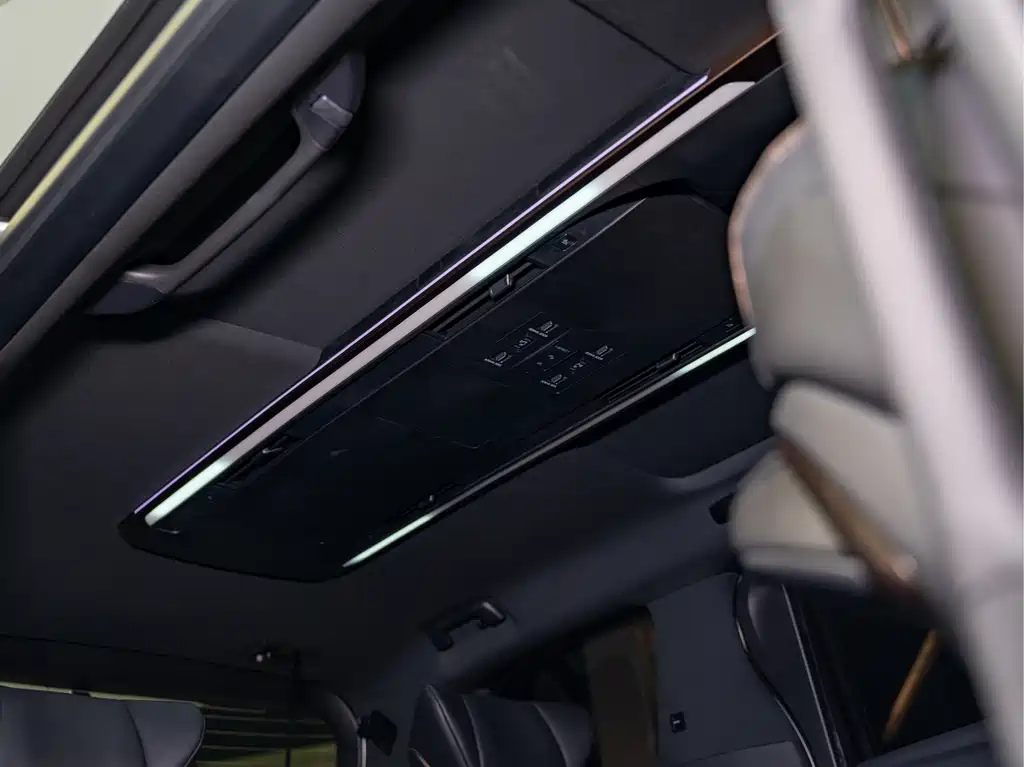 Toyota Alphard 2025 — фото 14