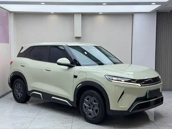 BYD Yuan UP 2025