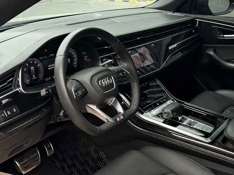 Audi Q8 2019 — фото 5