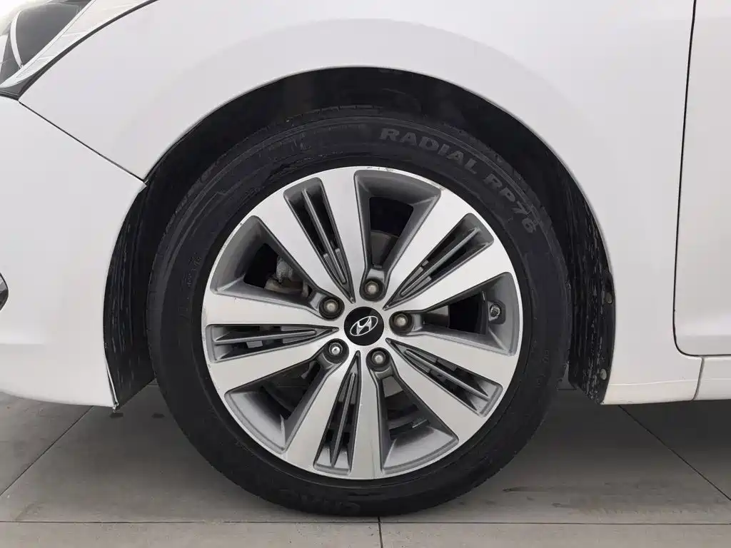 Hyundai Mistra 2015 — фото 17