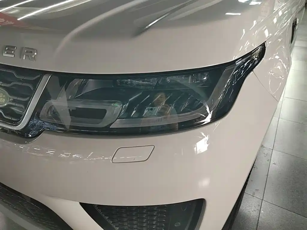 Land Rover Range Rover Sport New Energy 2021 — фото 18