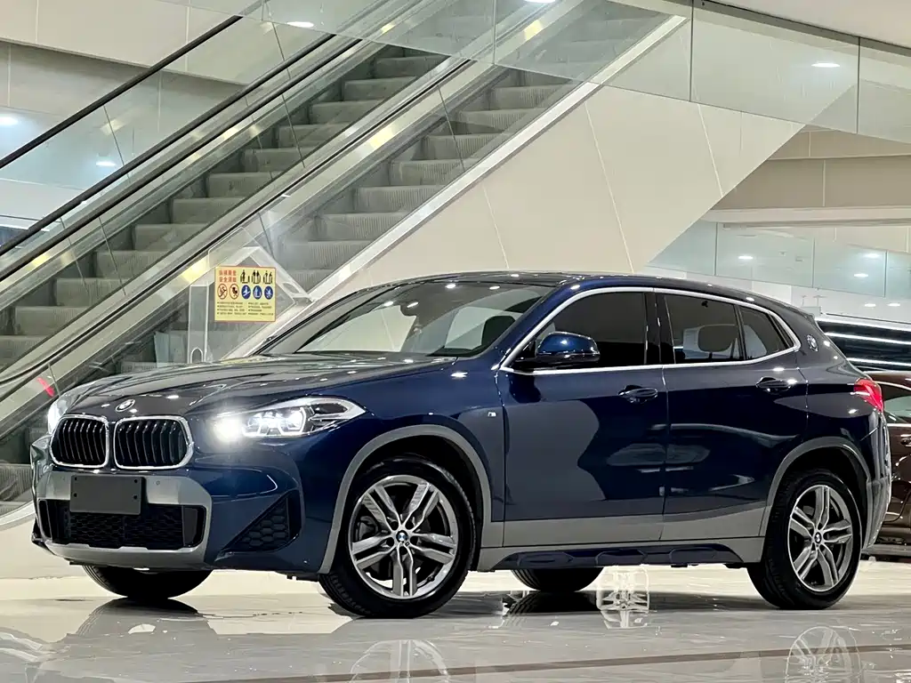 BMW X2 2020 — фото 1