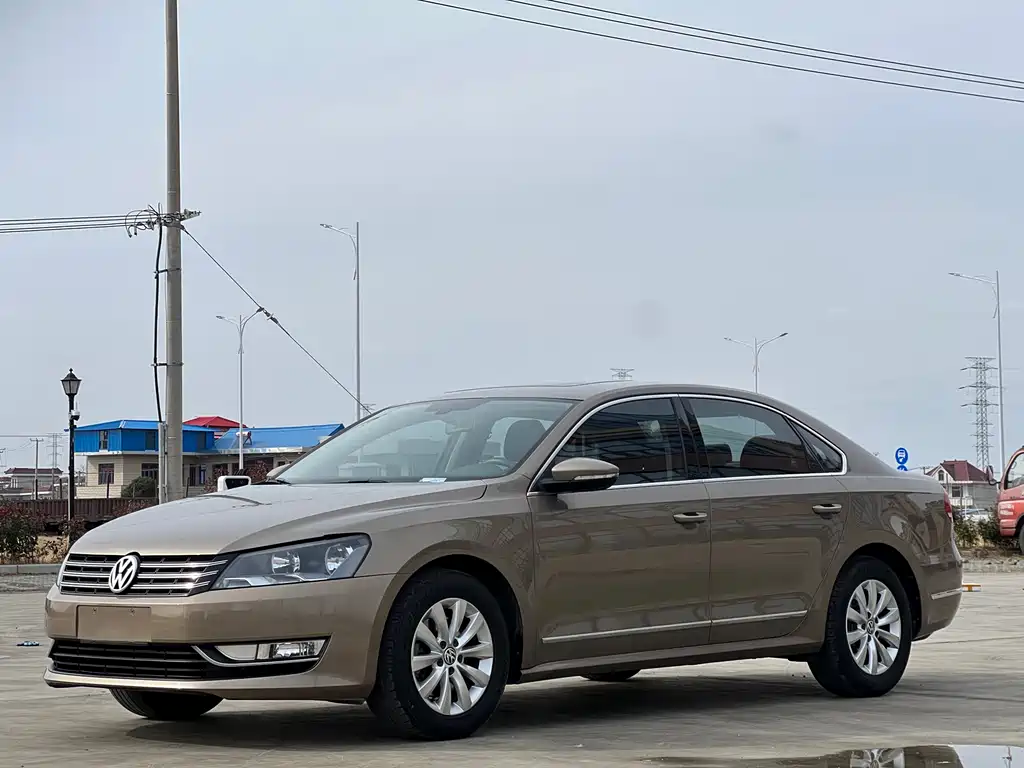 Volkswagen Passat 2015 — фото 1