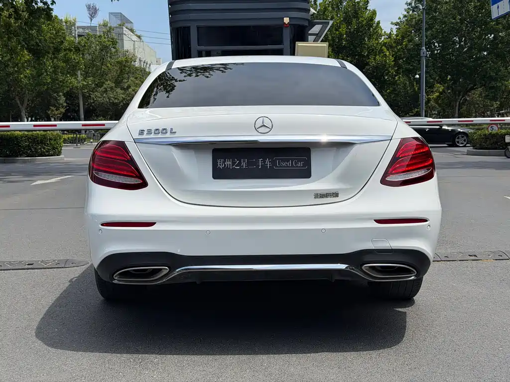 Mercedes-Benz E-Class 2019 — фото 8