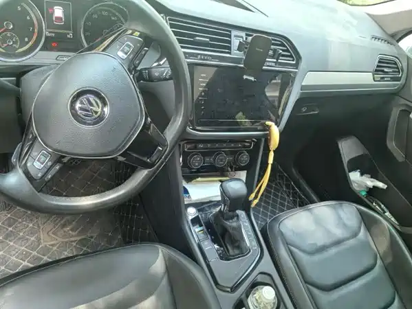 Volkswagen Tiguan L 2020