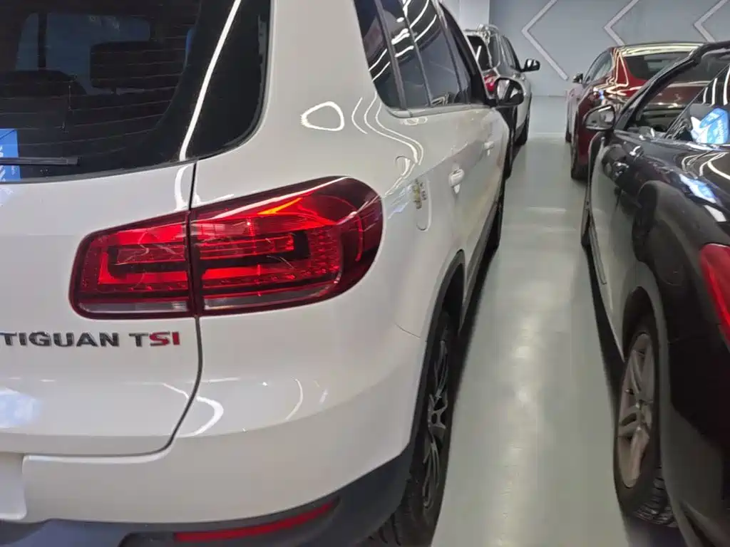 Volkswagen Tiguan 2016 — фото 8