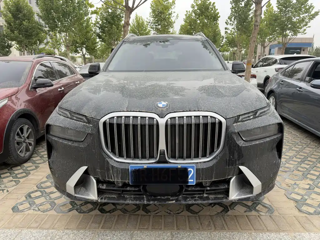 BMW X7 2024 — фото 2