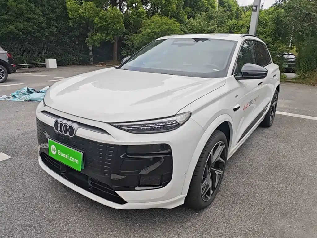 Audi Q6L E-Tron 2025 — фото 2