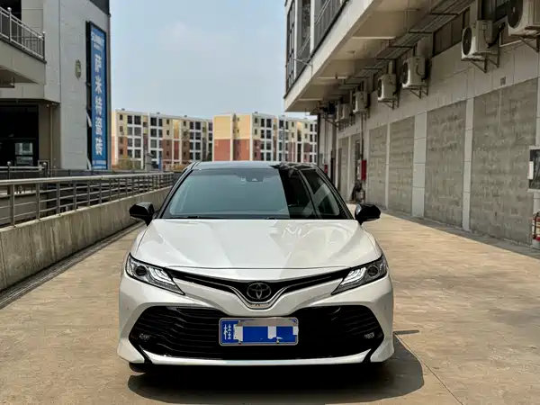 Toyota Camry 2019