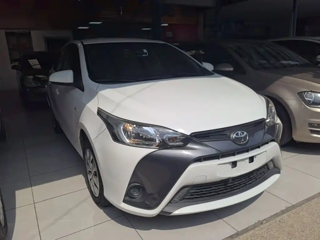 Toyota Yaris L 2019 — фото 4