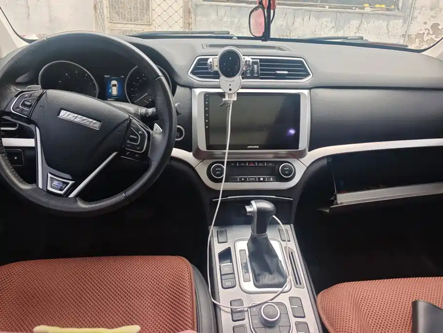 Haval H6 Coupe 2017 — фото 12