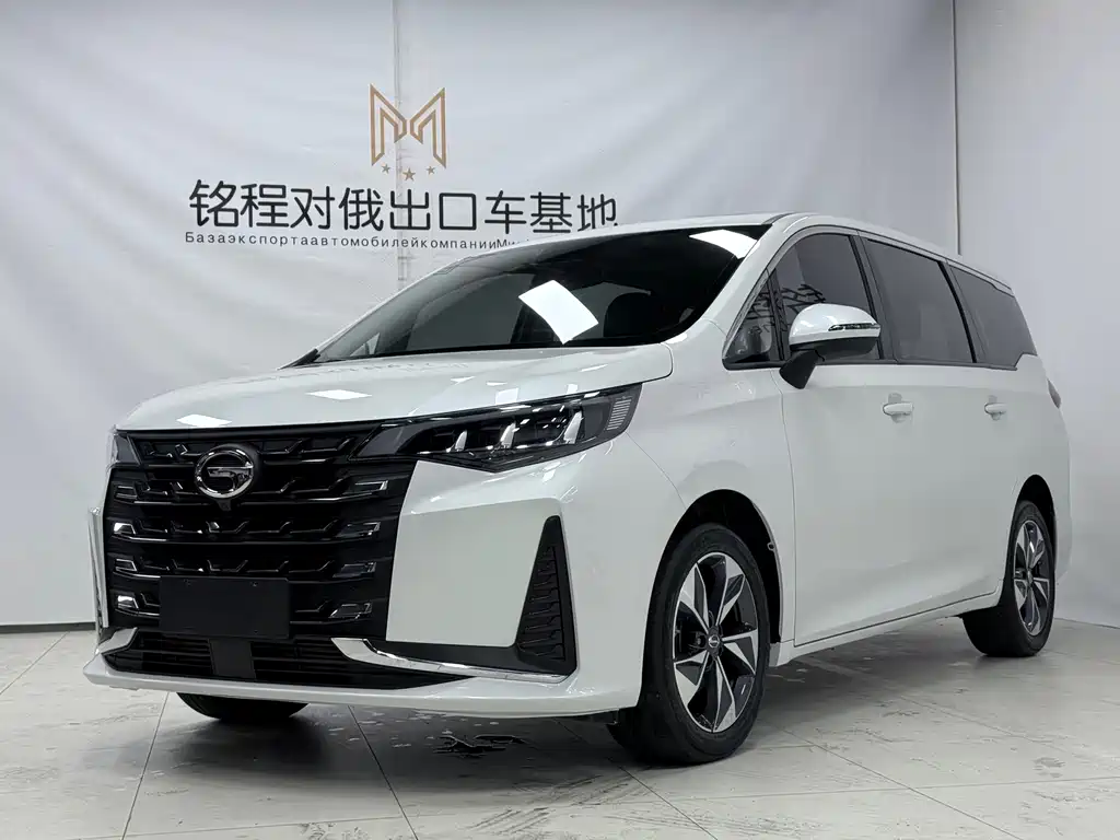 GAC Trumpchi M6 2022 — фото 1
