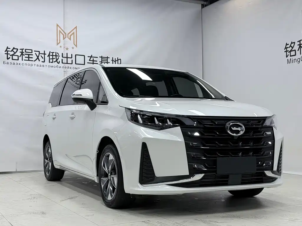 GAC Trumpchi M6 2022 — фото 3