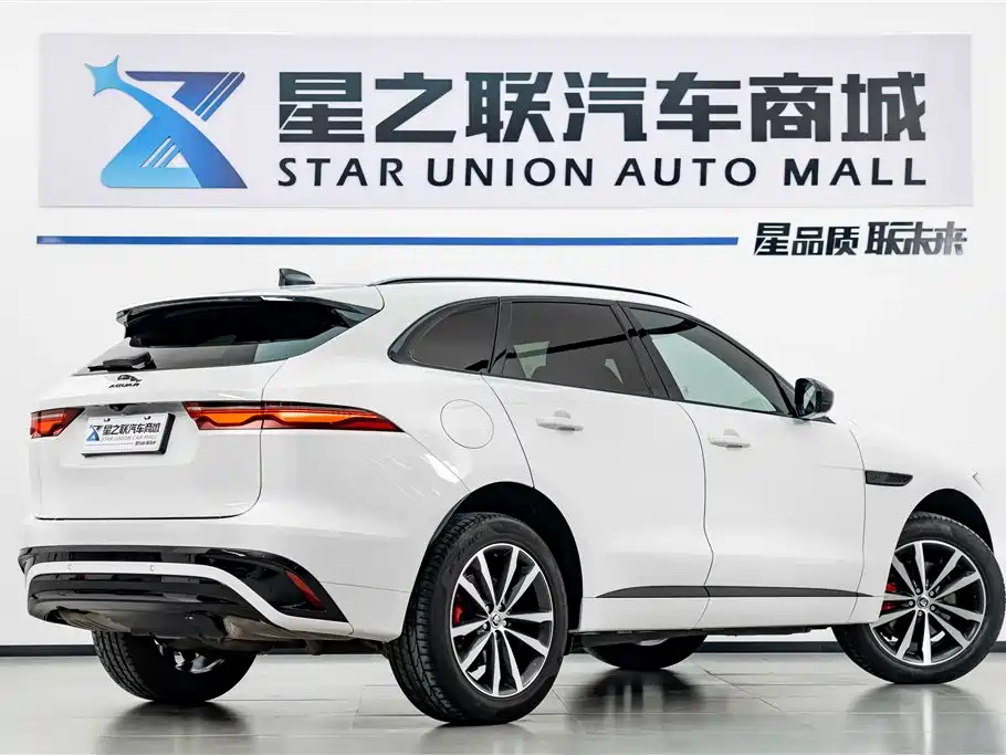 Jaguar F-PACE 2023 — фото 6