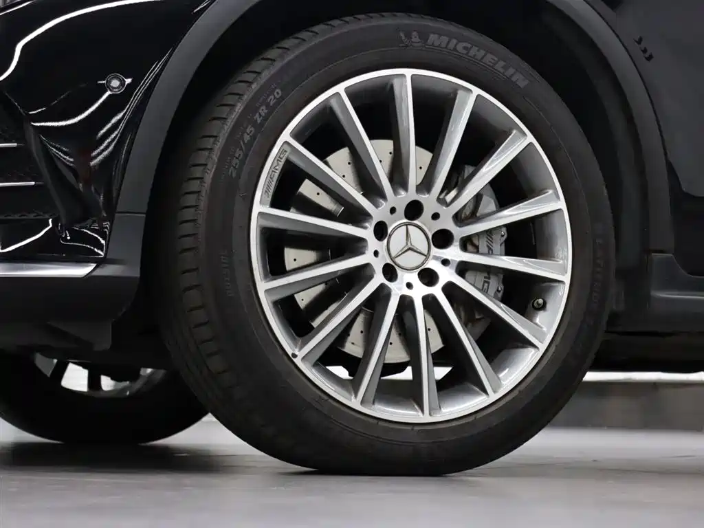 Mercedes-Benz GLC AMG 2019 — фото 25