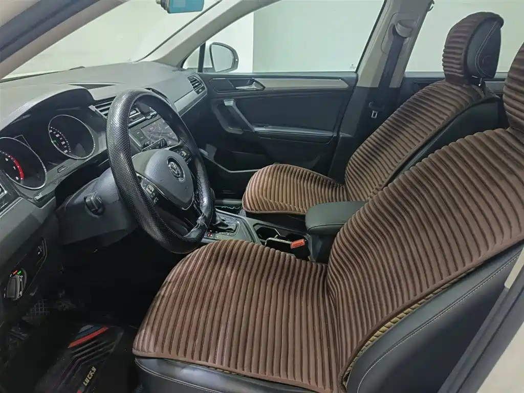 Volkswagen Tiguan L 2019 — фото 15