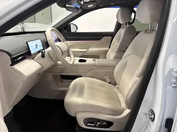 Dongfeng e008 2025