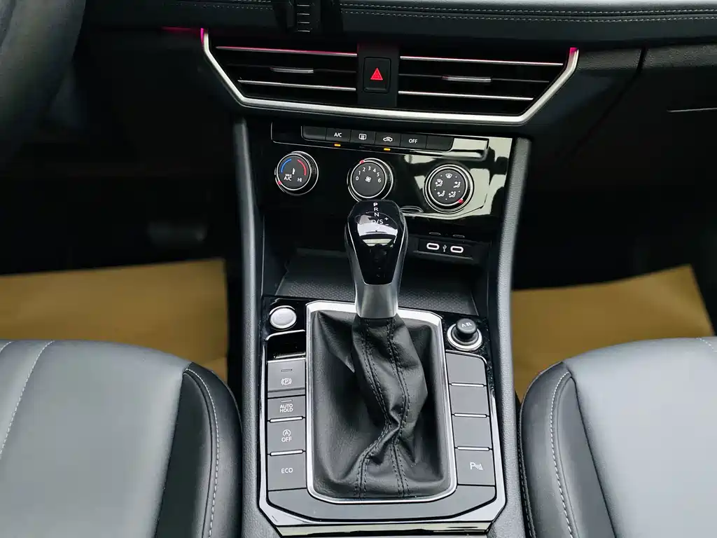 Volkswagen Sagitar 2026