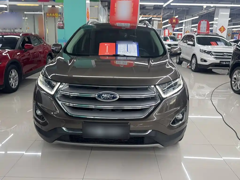 Ford Edge 2017 — фото 6