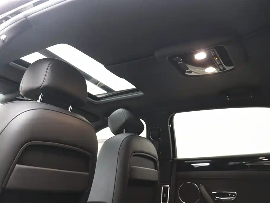 Bentley Flying Spur 2020 — фото 16