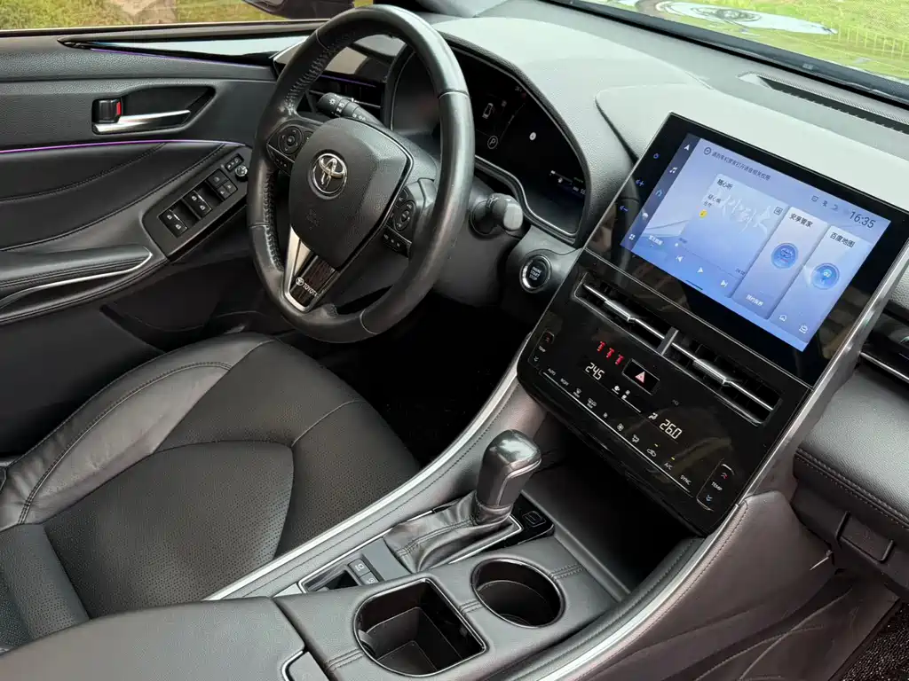 Toyota Avalon 2023 — фото 19