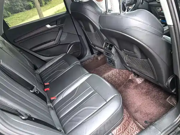 Audi Q5L 2021
