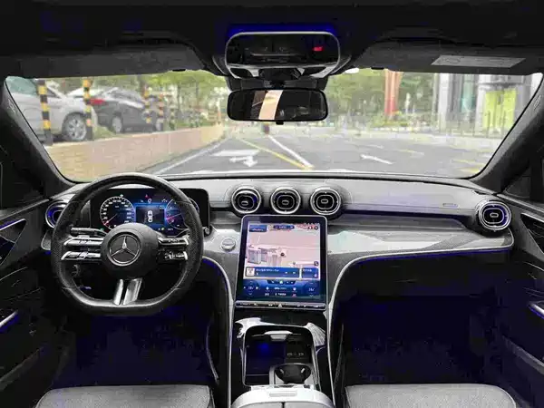 Mercedes-Benz C-Class 2022