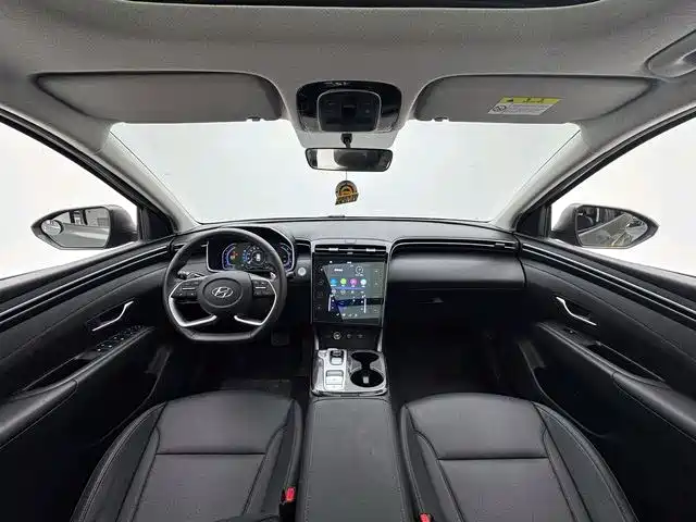 Hyundai Tucson 2022 — фото 4