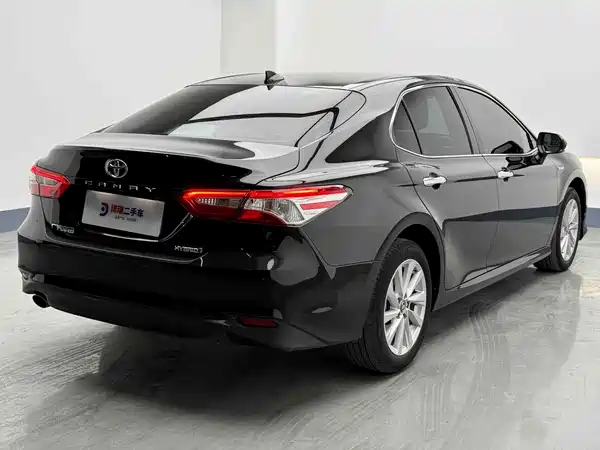 Toyota Camry 2023