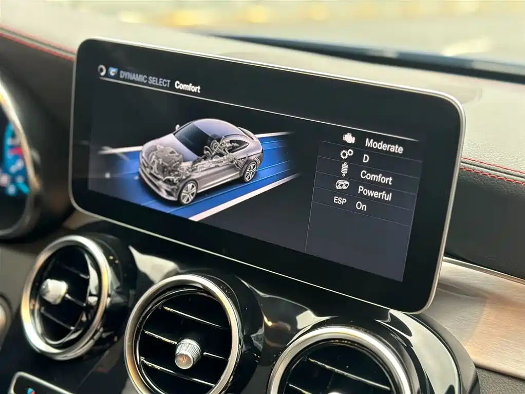 Mercedes-Benz C-Class AMG 2022 — фото 19