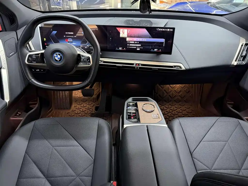 BMW iX 2023 — фото 13